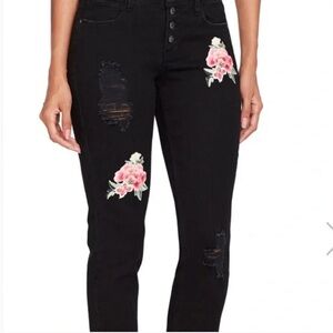 Black Daisy Floral Patch Jeans